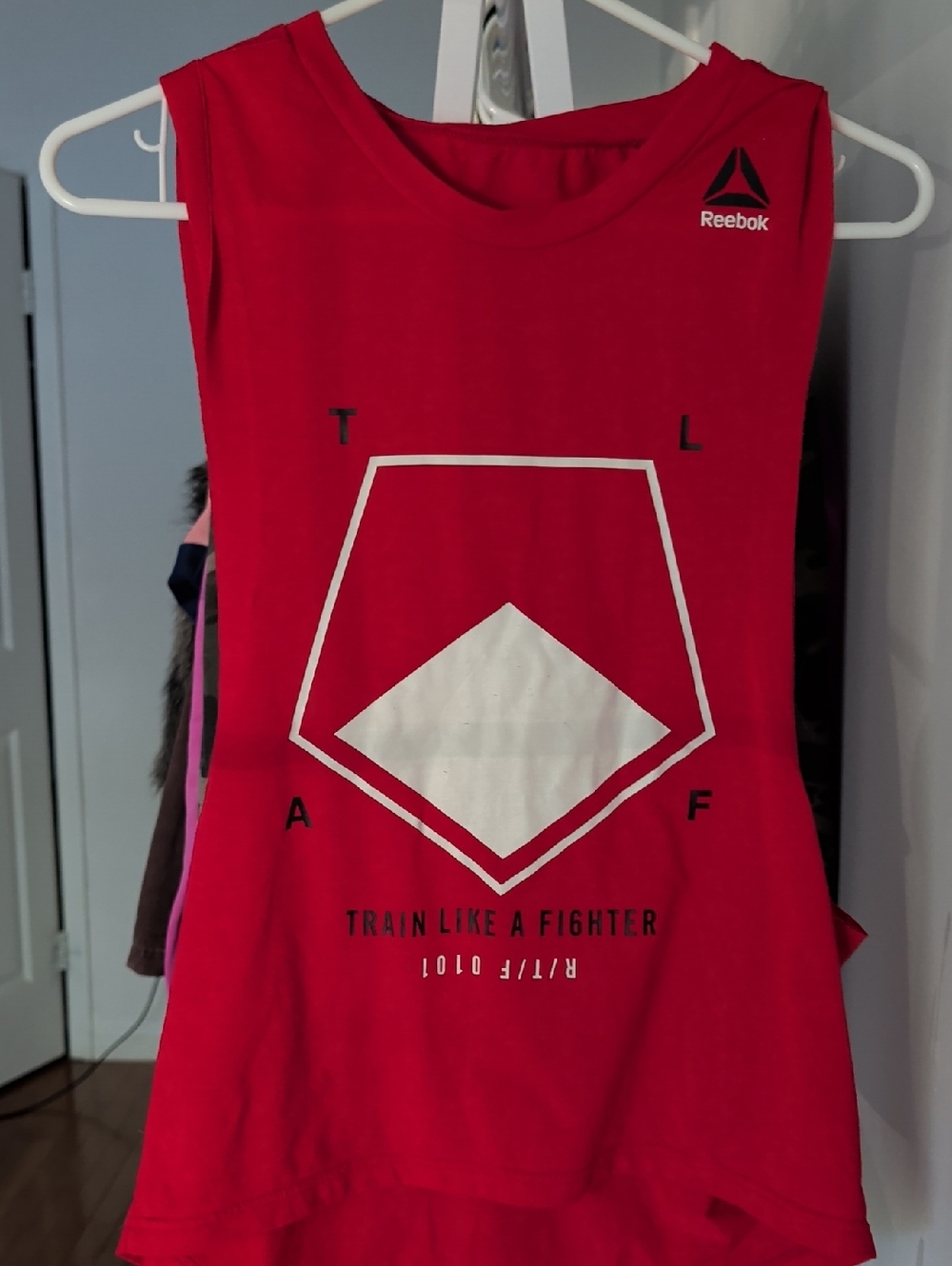 Reebok Red Graphic Athletic Tank Top
